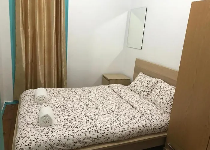 Atlantic بيت شباب *